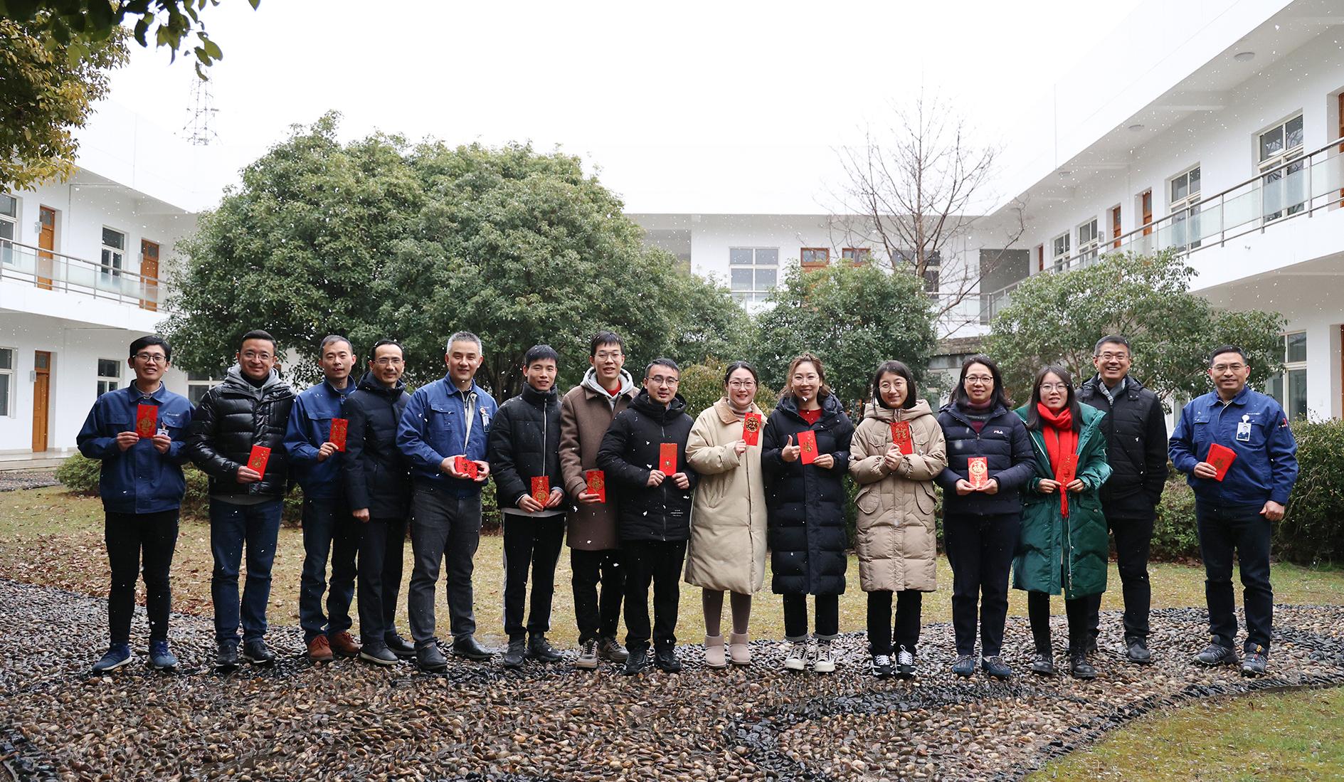 瑞雪兆豐年！虎力全開(kāi)，開(kāi)工大吉！